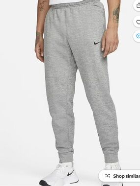 Nike Men's Dri-FIT Tapered Fitness Sweatpants in Gray Large